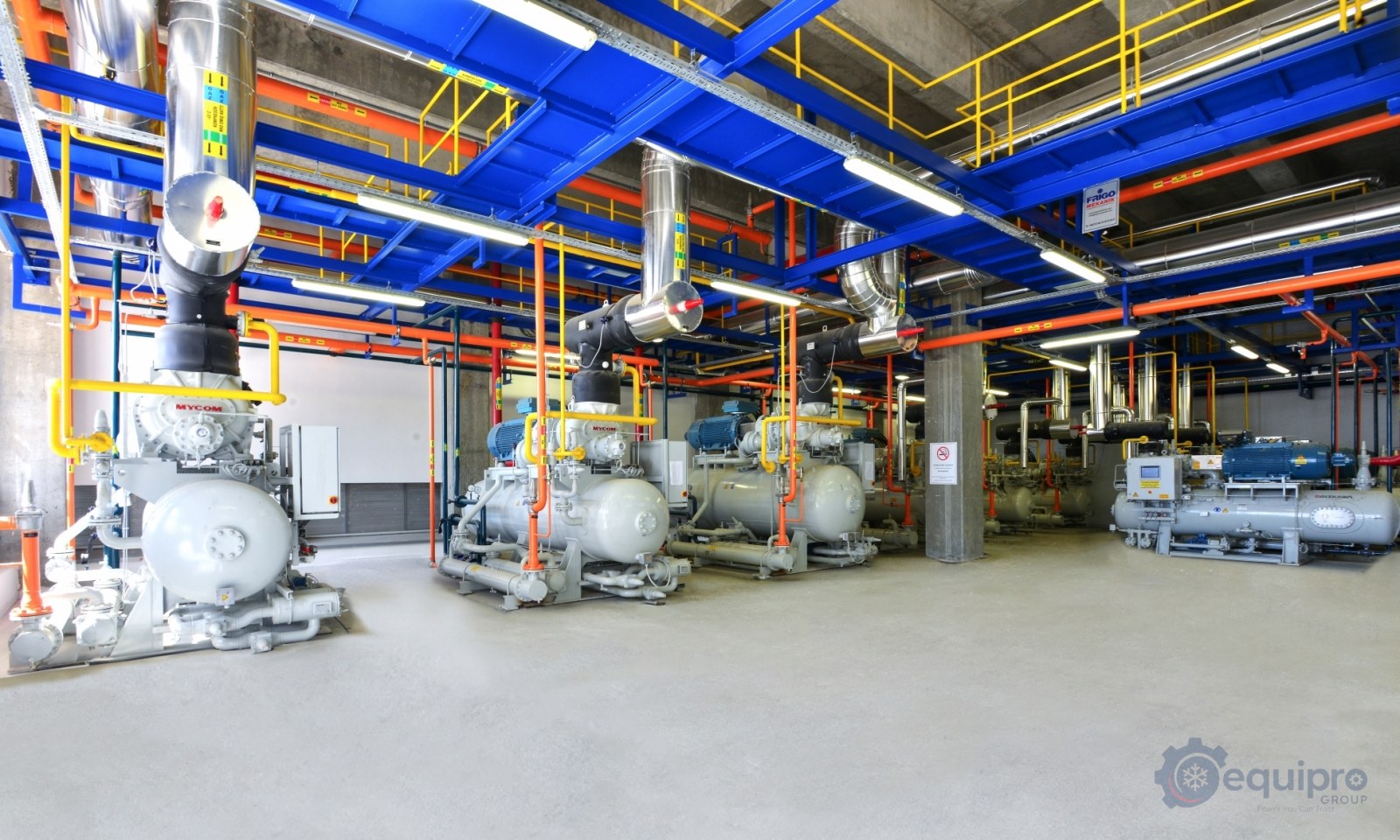 Natural Refrigerants: NH3 & CO2 — The Future of Industrial Cooling